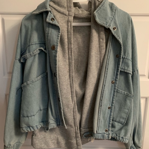 Two piece Jacket with hoodie under layer - Picture 1 of 3